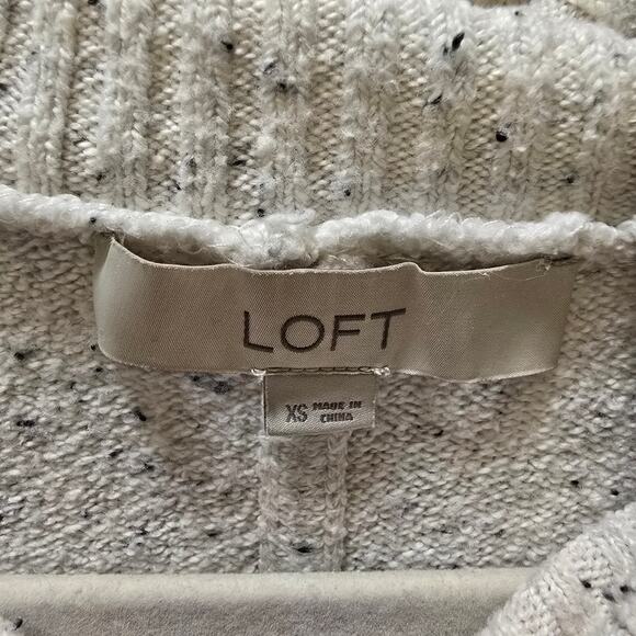 Loft cream colored black speckled knit turtleneck sweater oversized boxy XS - Picture 2 of 12